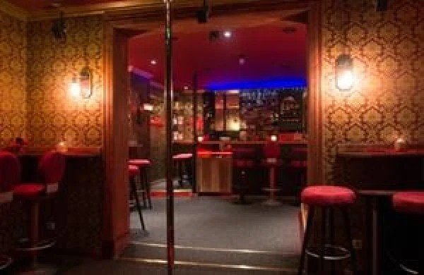 Club 59 atmosphere