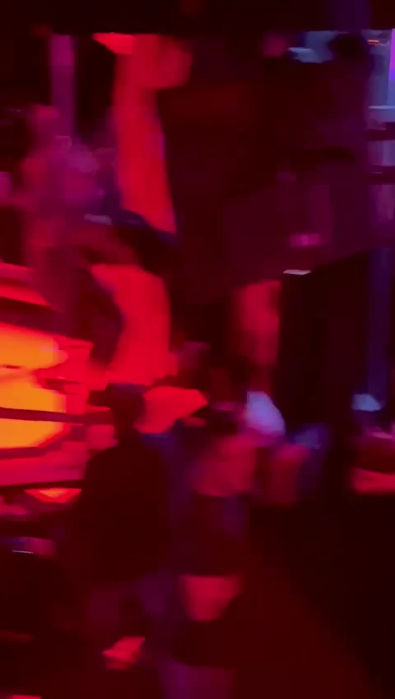 Femina Table Dance - Interior view
