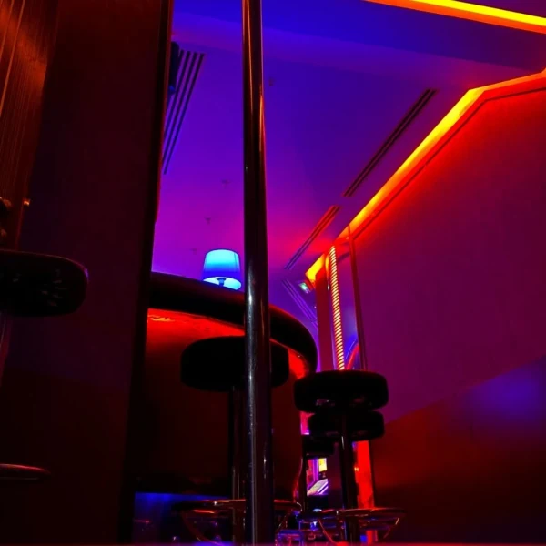 Gallery image - Skylabbcn