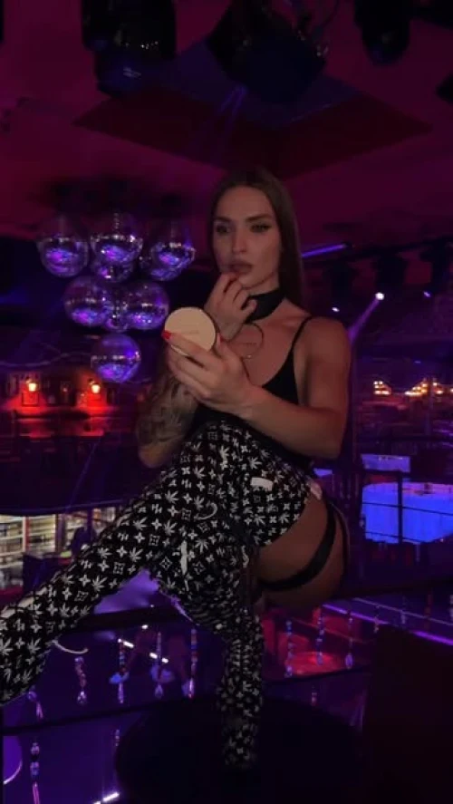 Gentlemen's Club in Prague - Darling Cabaret