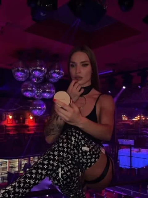 Darling Cabaret, listare club pentru domni în Praga