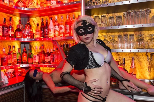 Gallery image - Club Angel