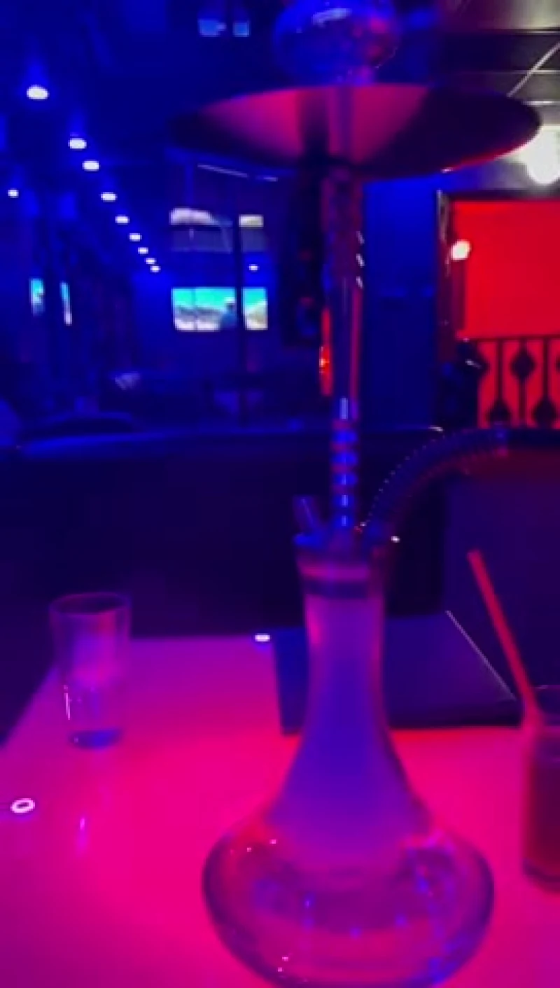 Gentlemen Bar - Interior view