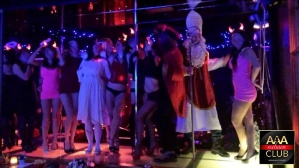 AAA Club atmosphere