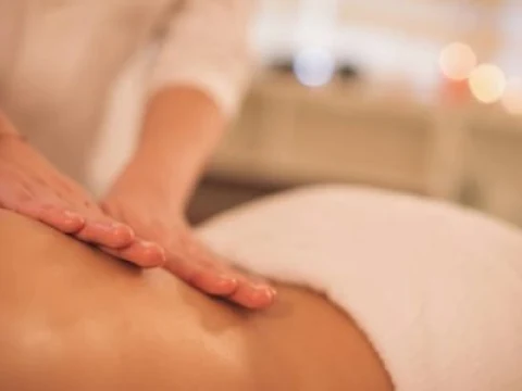 Bonnie Massage, eroottinen hieronta Shanghaissa