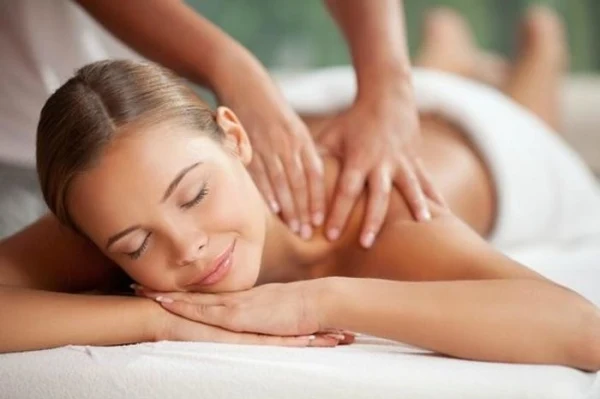 Daisy-Massage interior