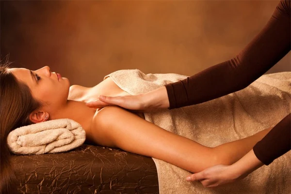 Daisy-Massage in Shanghai