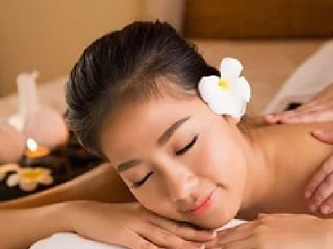CalloutMasseuse4u, eroottinen hieronta Shanghaissa