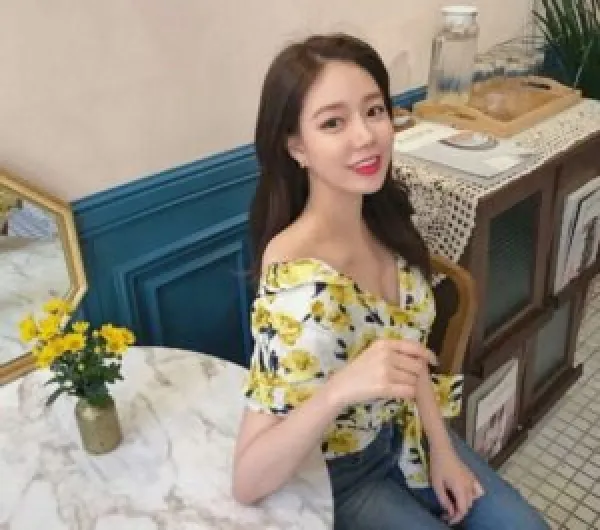 Explore China Outcall Massage Studio