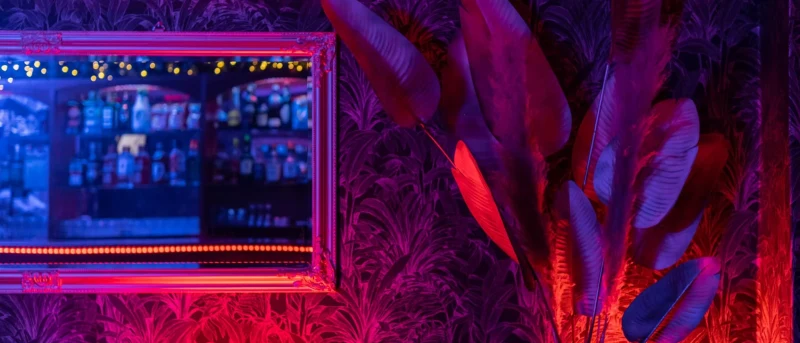Nightclub West ambiance