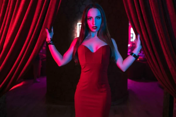 Discover Russtriptease