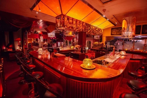 Gentlemen's Club in Amsterdam - Club Paradise