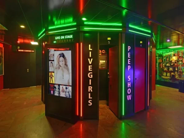 Banana Bar interior