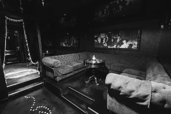 Mayfair interior