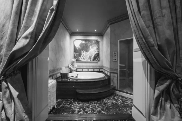 Gallery image - Mayfair