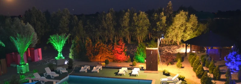 Inside Jacuzzi Club