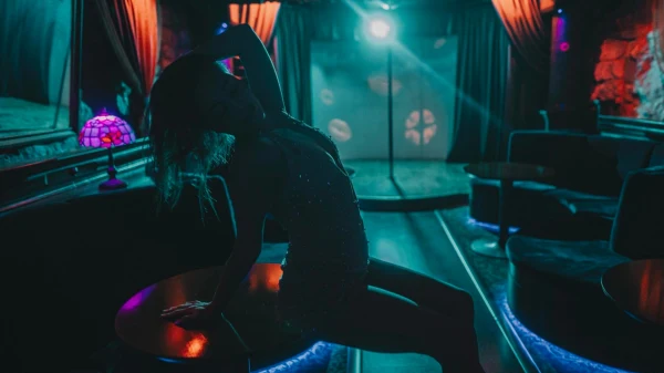 X Club atmosphere