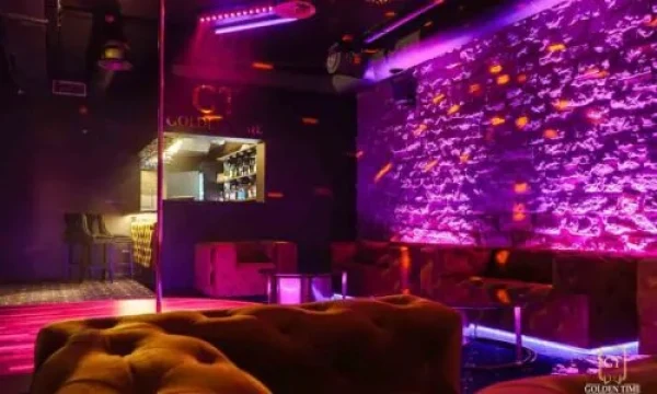 Discover Golden Time Gentlemens club