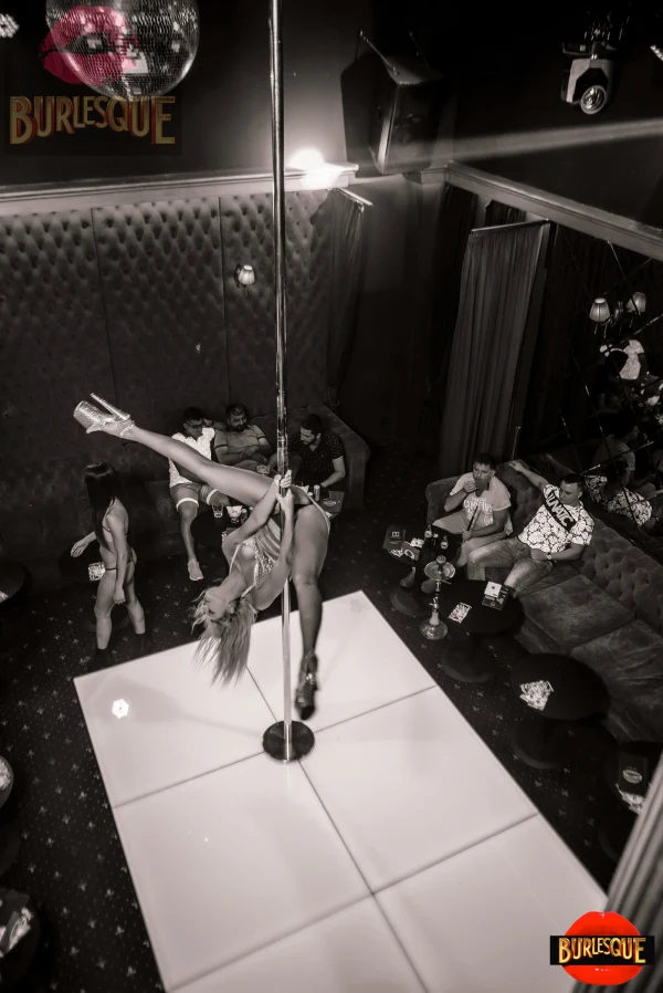 Gallery image - Burlesque