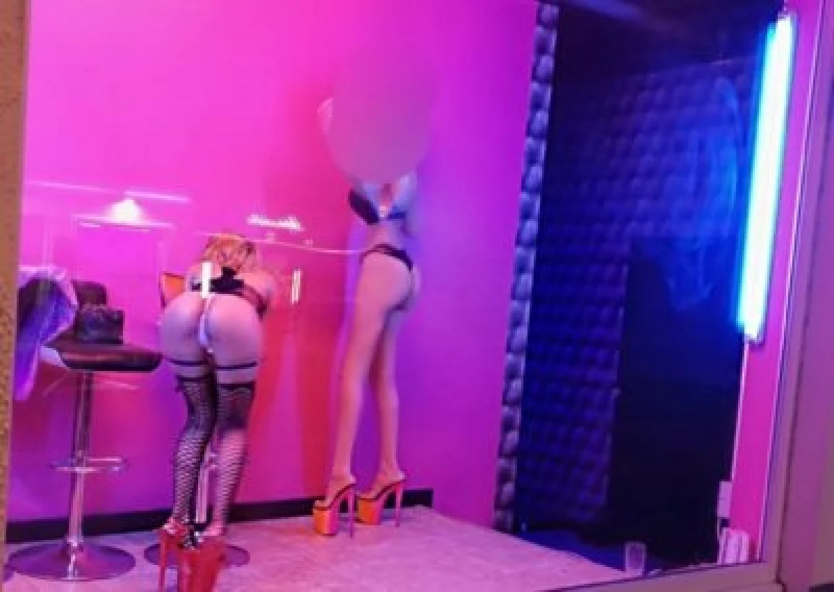 Bar a Hotesse Accueil Kenzo - Gentlemens club in Sint Truiden