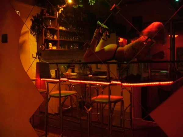 Clubmanuela interior