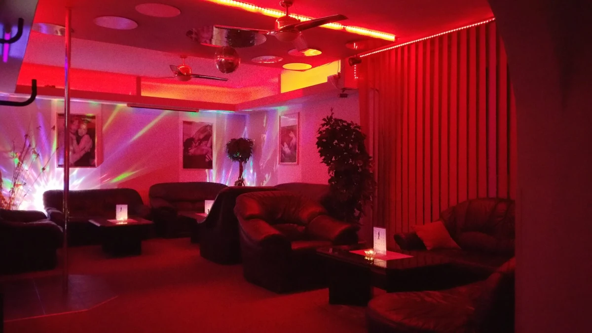 Clubmanuela - Gentlemens club in Zlin