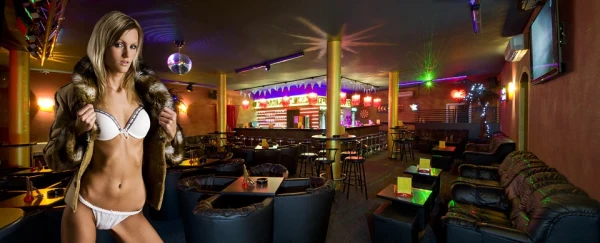 Nightclub La Luna - Gentlemens club in Zlin