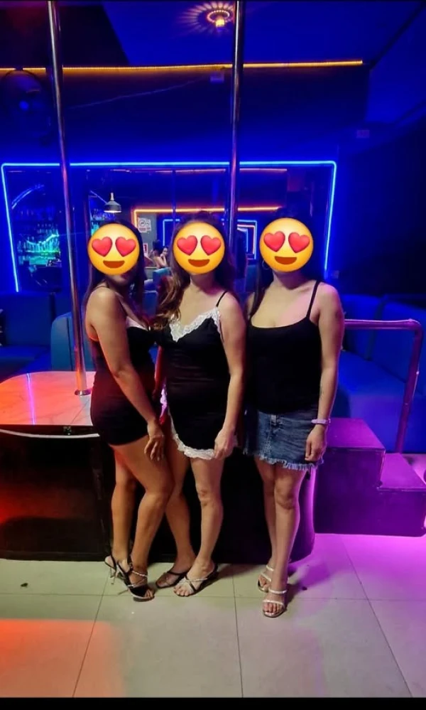 Octopussy Club atmosphere