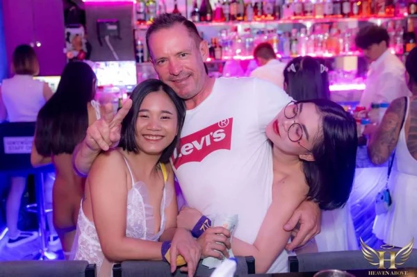 Heaven Above Gentlemens Club Pattaya photo gallery
