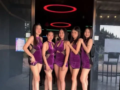 The Lake Gentleman Club, herenclub in Chon Buri