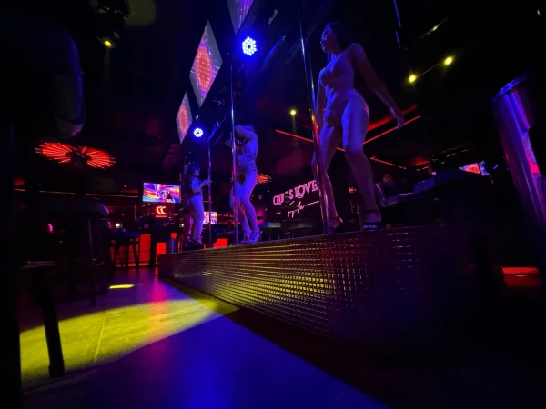 Gallery image - Charlie Chans Club