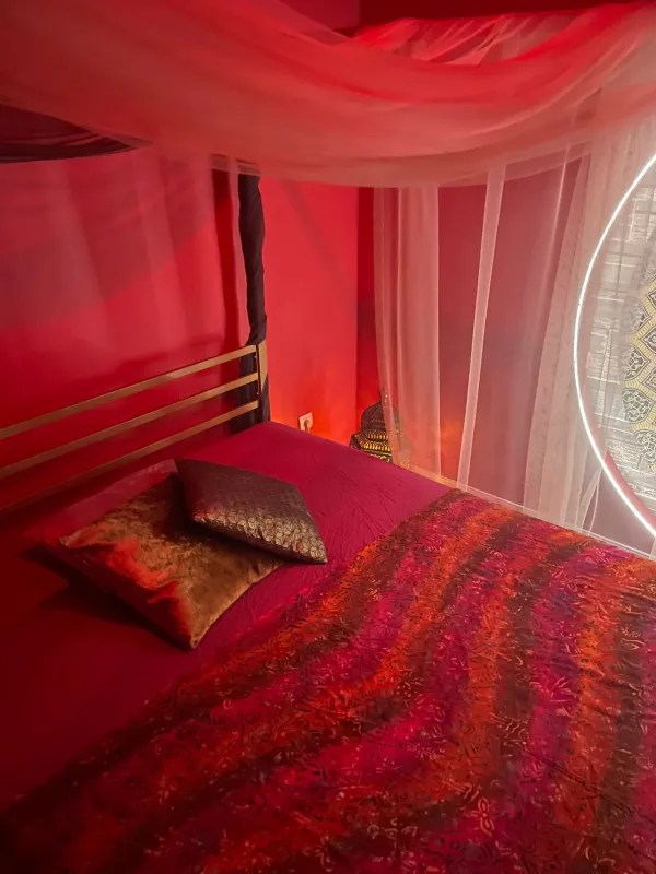 Akira masajes - Erotic massage in Madrid