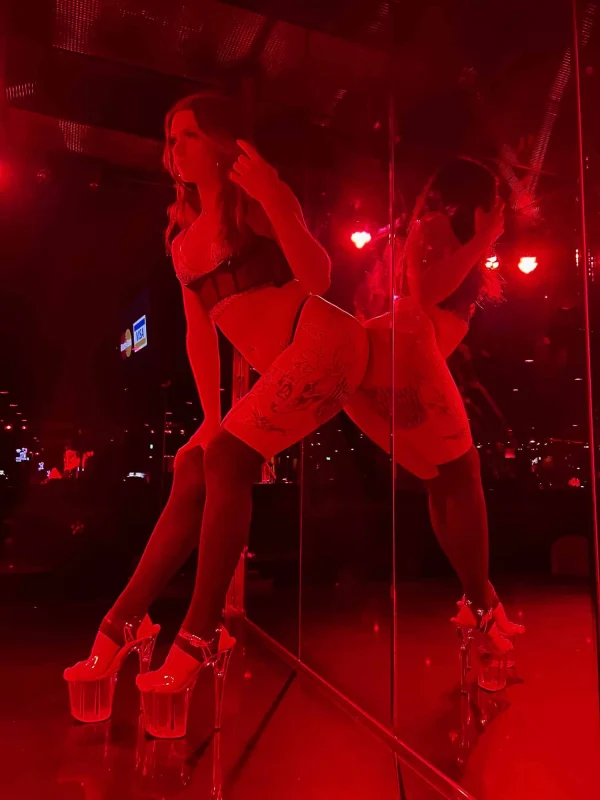 Discover Dream Girls Sodo