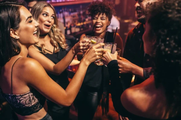 Discover Chicago Swinger Club Guide
