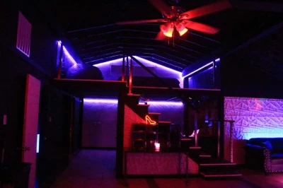 Playhouse DFW - Erotic Massage in Dallas, United States