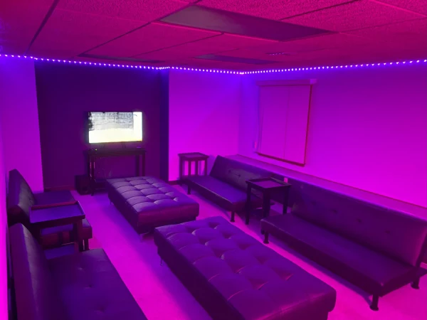BLK Swingers atmosphere