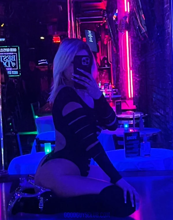 Club Chameleon Swingers atmosphere