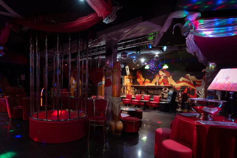 Club 2Plus2 ambiance