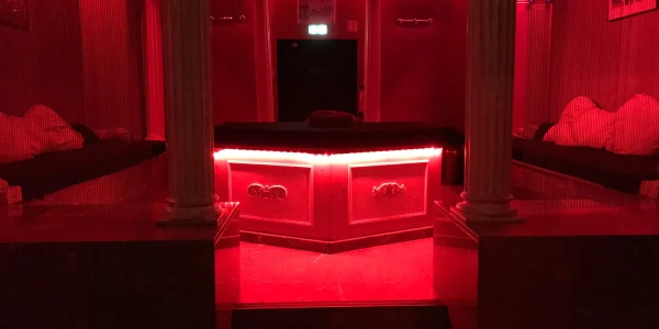Overside Club experience