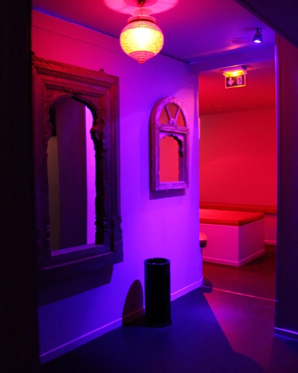 Eclipse Love Spa in Paris