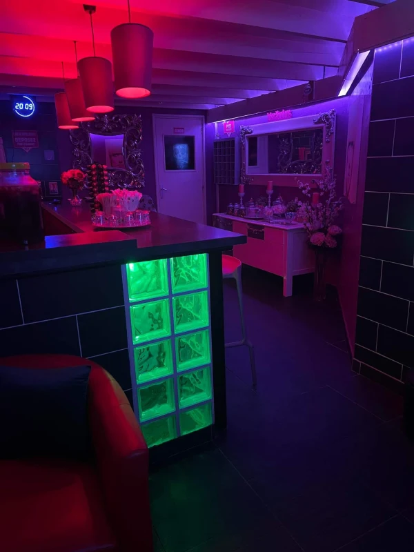 Discover Sauna Le candy