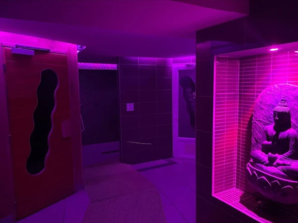Discover Club 72