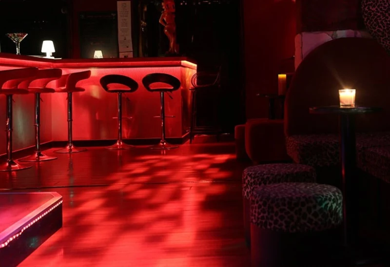 Orchidee Noire - Interior view
