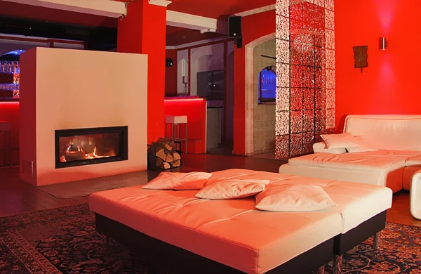 Burg Ibiza interior