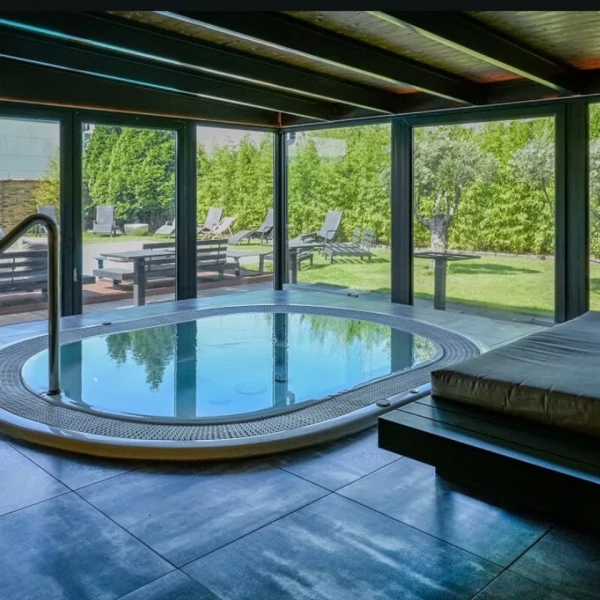 Discover Beach Club Cologne