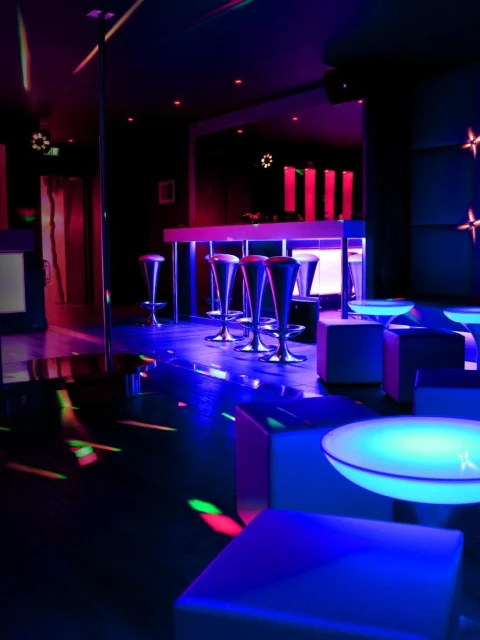 Club fantasy, elenco swinger club a Francoforte