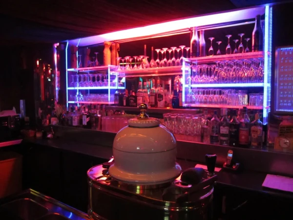 Swinger club Unrestrained atmosphere