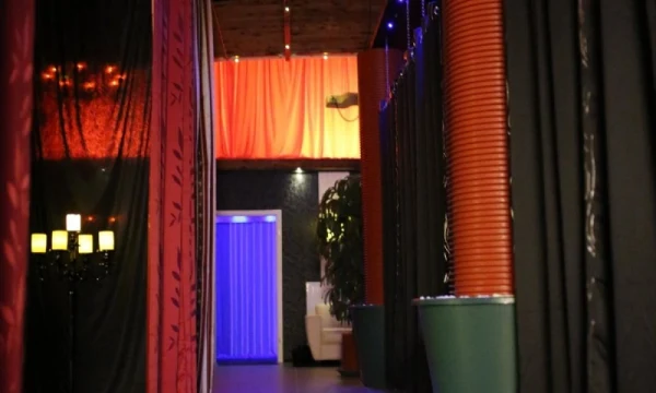 Faro 8 interior
