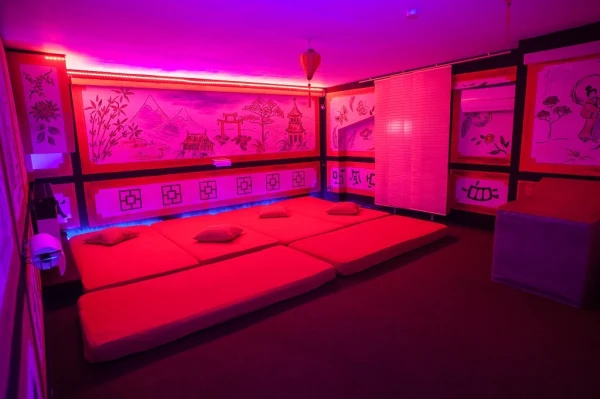 Meeting Place 83 interior