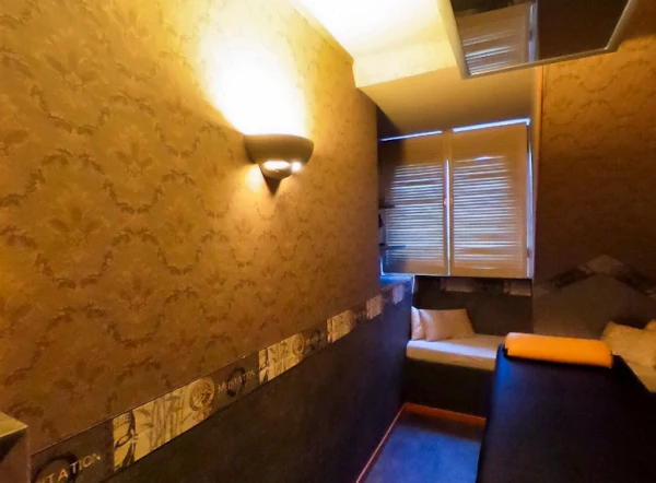 Gallery image - Location One